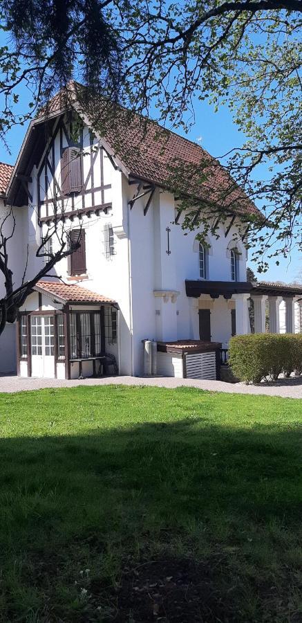 Villa Harriet Uhart-Cize Екстериор снимка